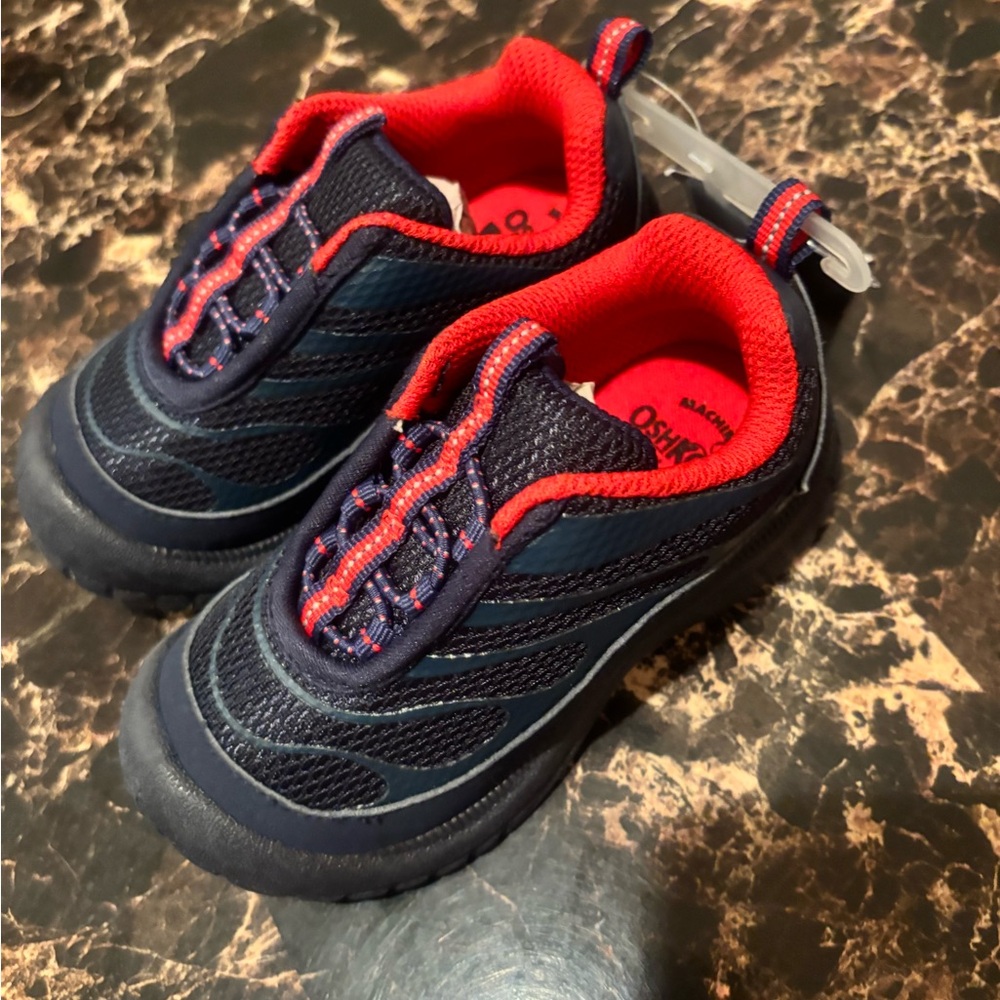Osh Kosh‎ Kids Navy and Red Shoes
